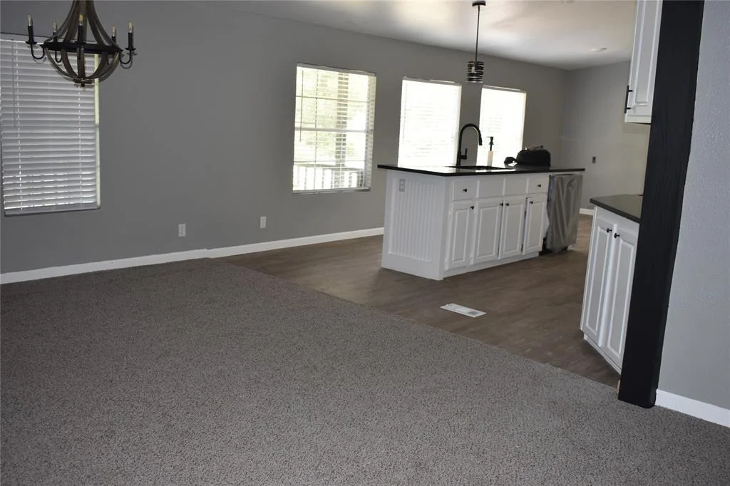 Photo of 25 Wood Glen