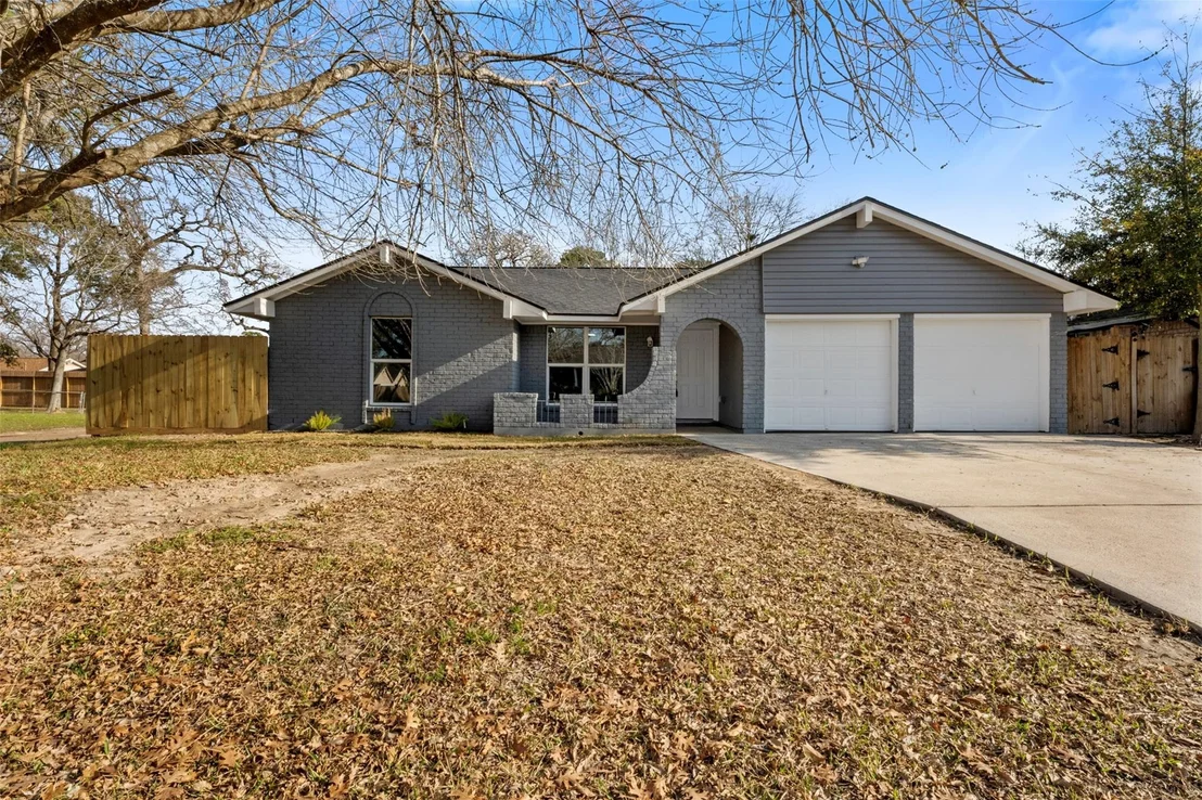 Photo of 6403 Acorn Forest Drive