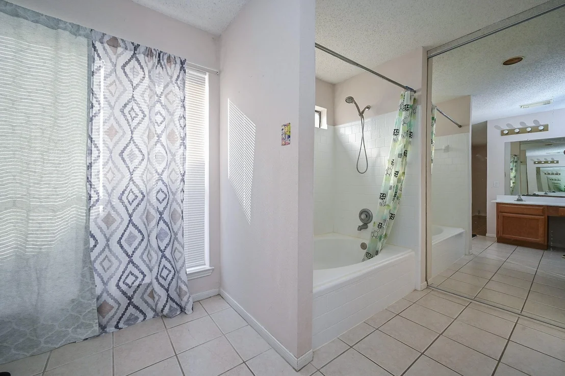 Photo of 9826 Chiselhurst Drive