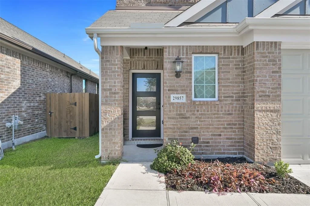 Photo of 29857 Dovetail Bluff Lane