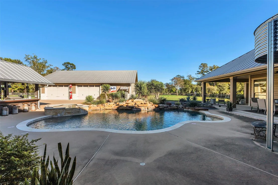 Photo of 16619 Bobcat Trail