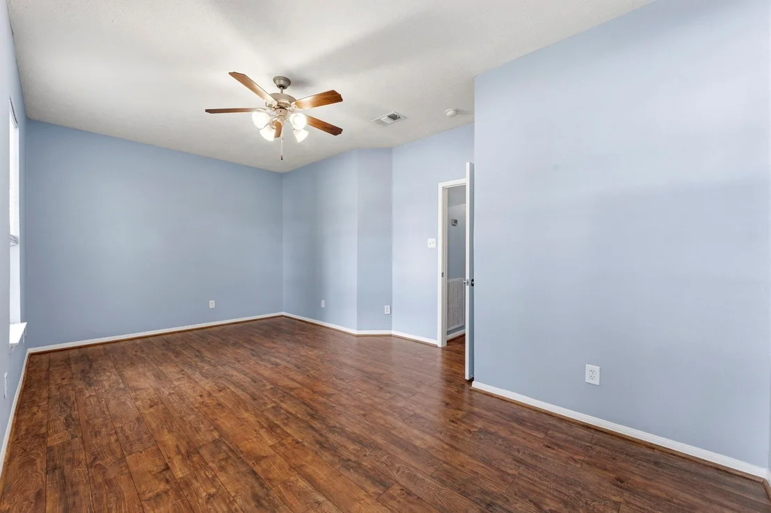 Photo of 10407 Twin Oak Drive