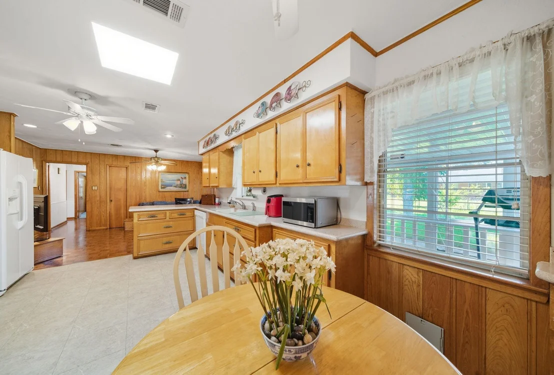 Photo of 8923 Theysen Drive