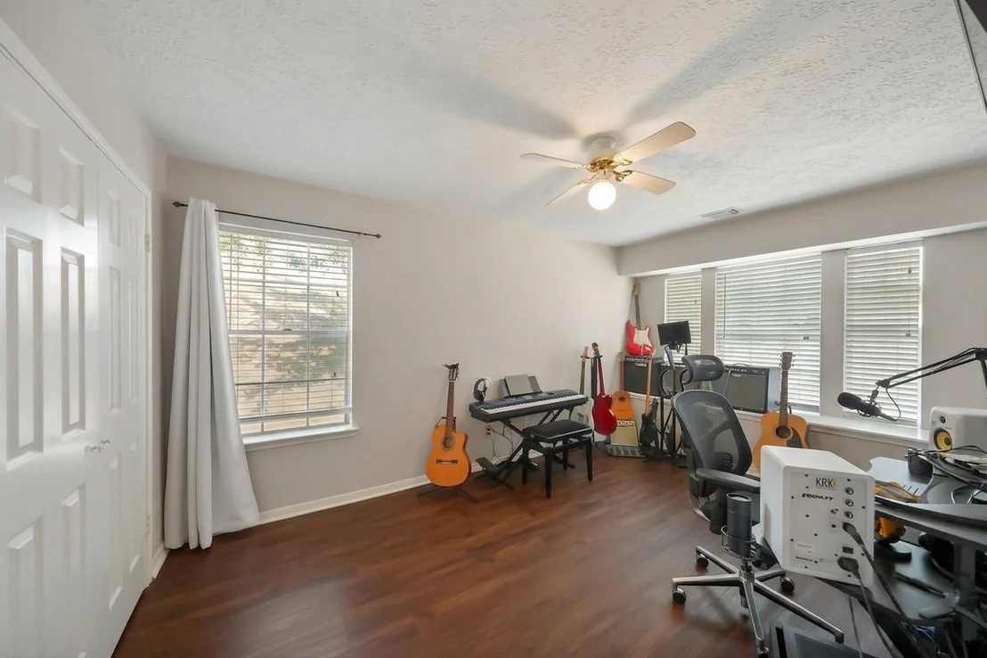 Photo of 7323 Maple Walk Drive