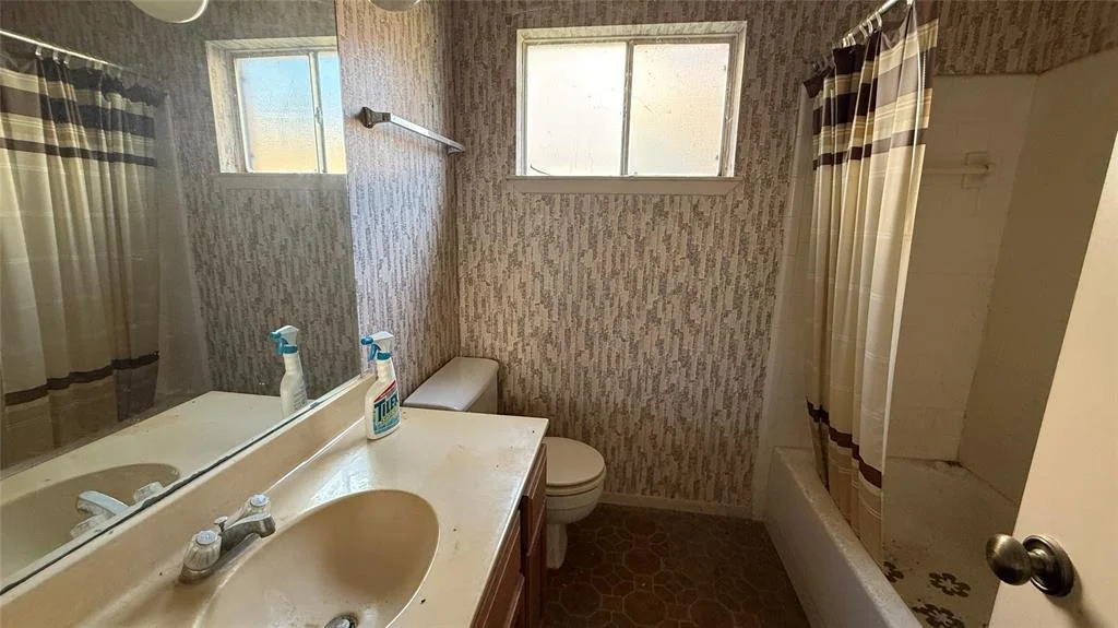 Photo of 1830 Lansdowne Drive