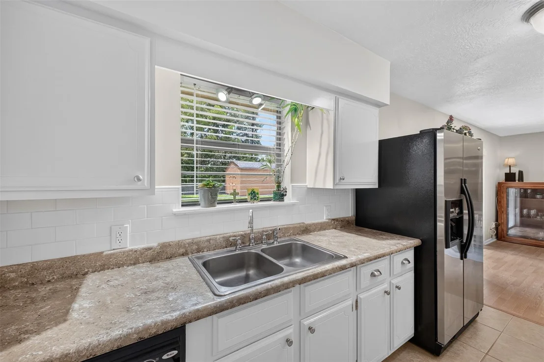Photo of 1320 W Palm Drive