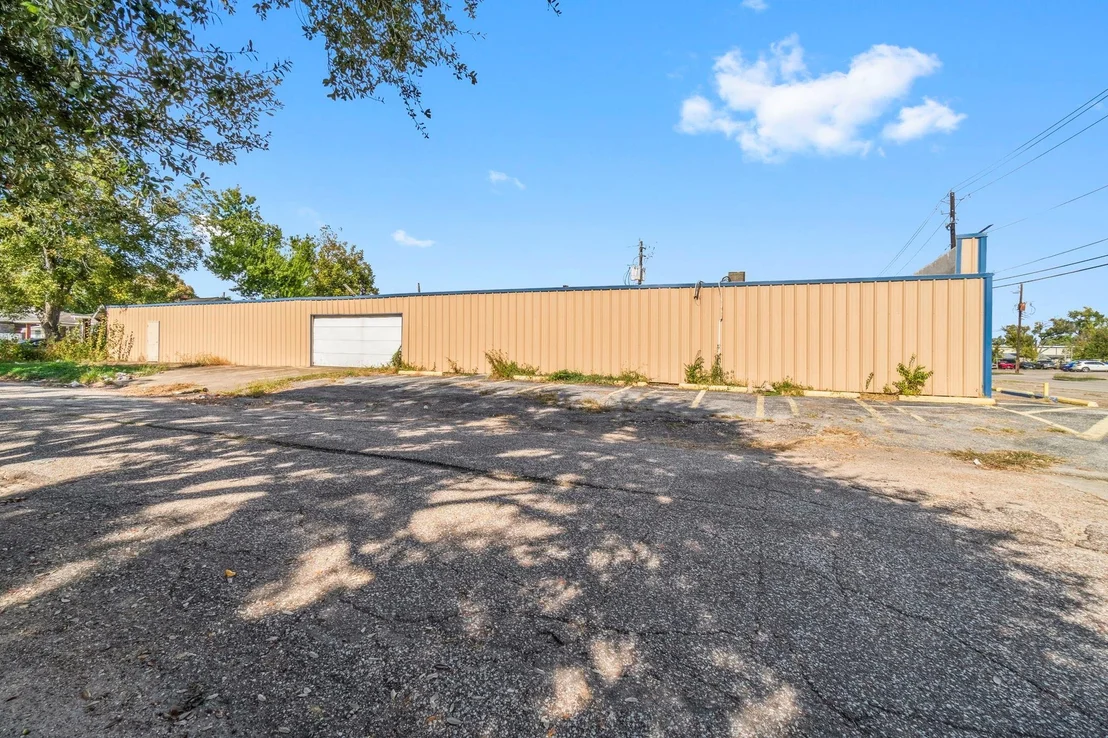 Photo of 1018 Shaver Street