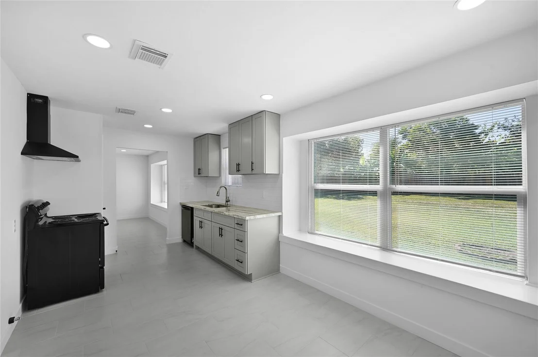 Photo of 7807 Willow Mint Lane
