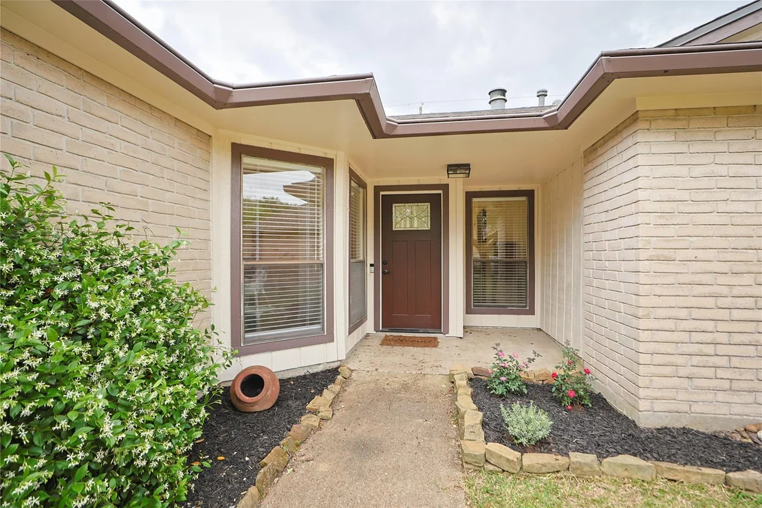 Photo of 9719 Orangevale Drive
