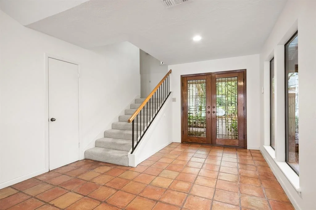 Photo of 3023 Willowbend Road