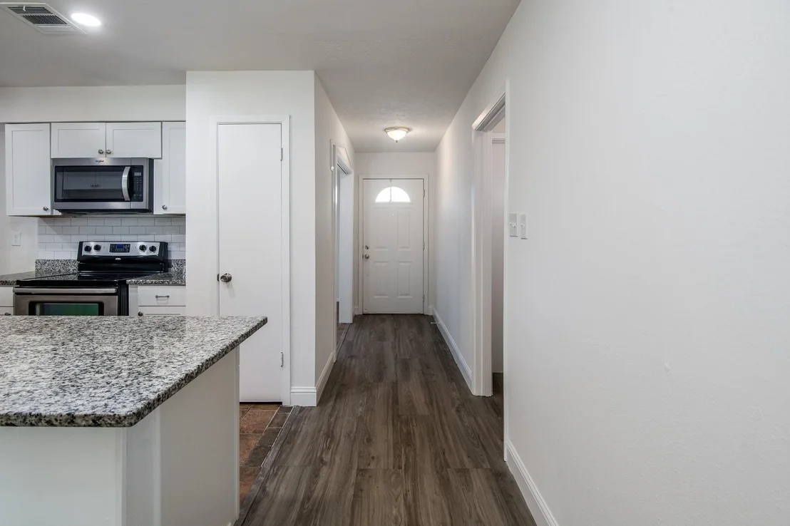 Photo of 9707 Whitepost Lane