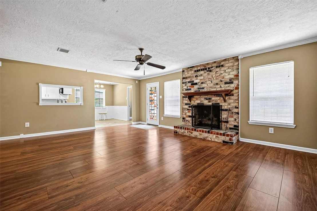 Photo of 560 Savannah Park
