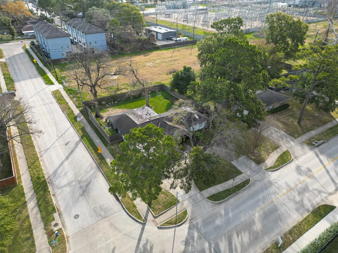 Photo of 1614 Wycliffe Drive
