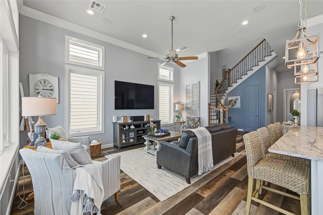 Photo of 2172 Marina Way