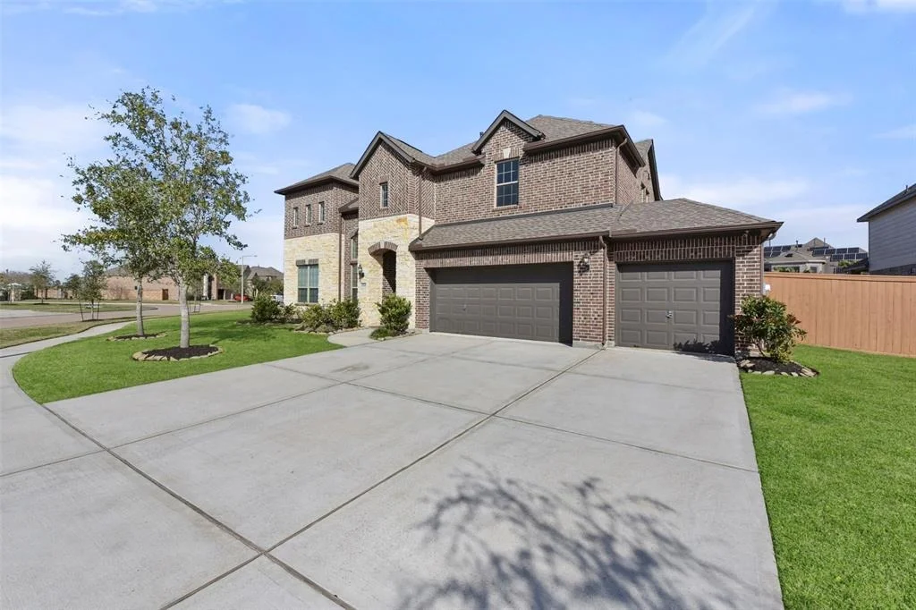 Photo of 12801 Flora Manor Drive
