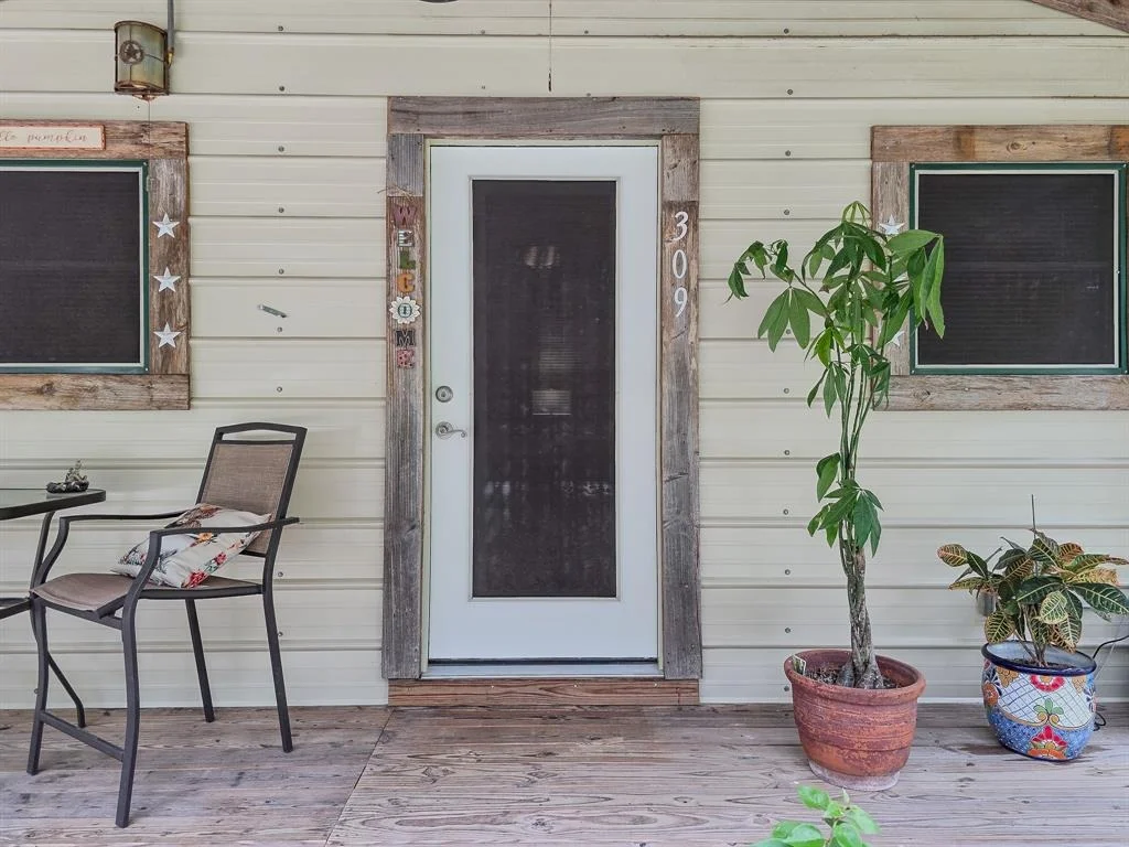 Photo of 309 Medina Drive