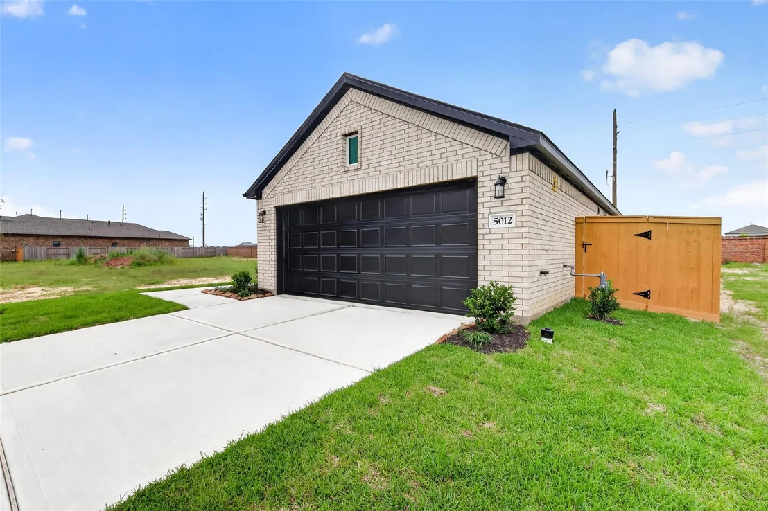 Photo of 5012 Marcasca Drive