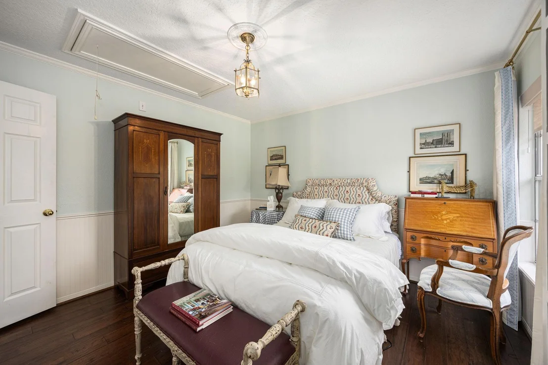 Photo of 1107 Rosemeadow Drive