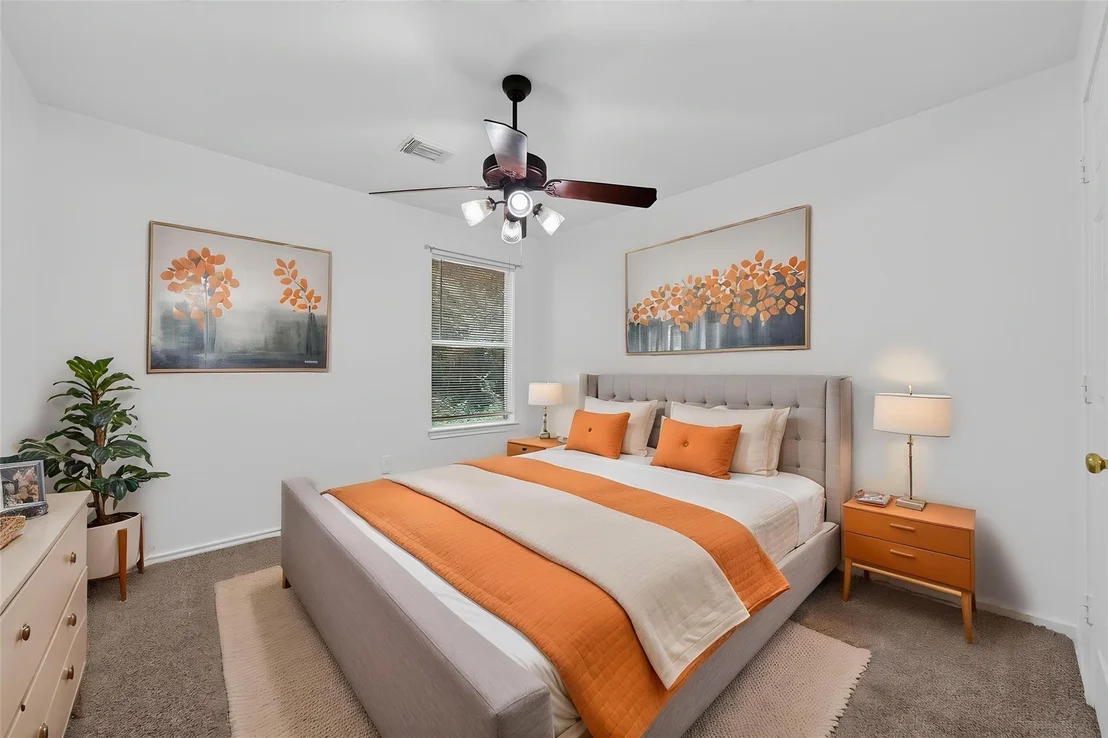 Photo of 130 S Walden Elms Circle