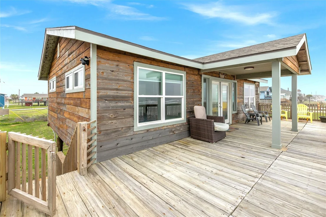 Photo of 902 Beach Drive