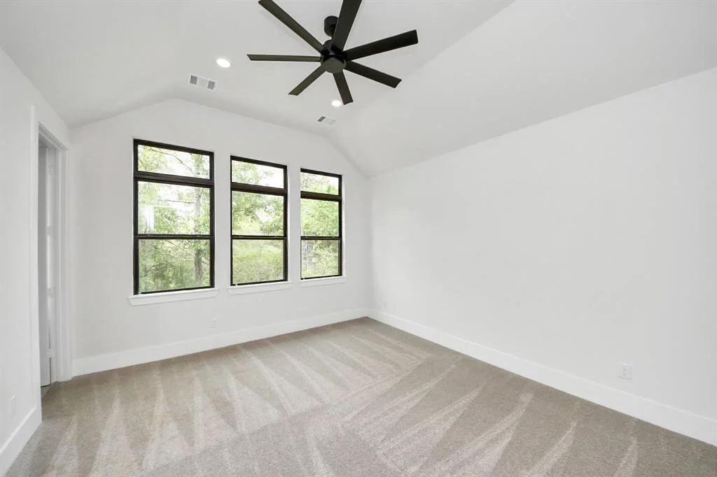 Photo of 405 Forest Reserve Place