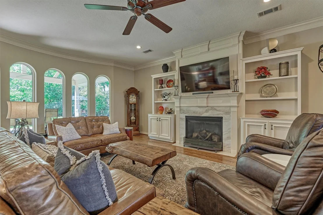 Photo of 150 Lake View Circle