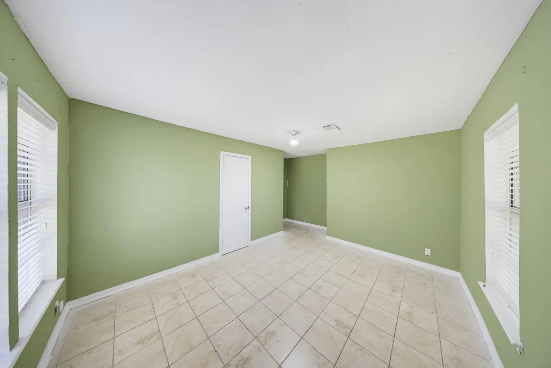 Photo of 1725 Strawn Road