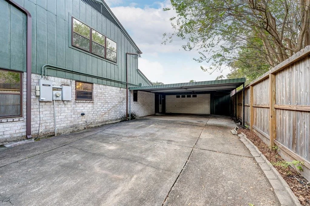 Photo of 2723 Bernadette Lane