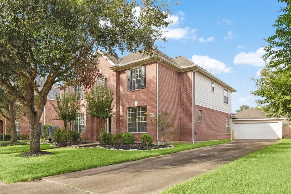 Photo of 1818 Cross Spring Drive