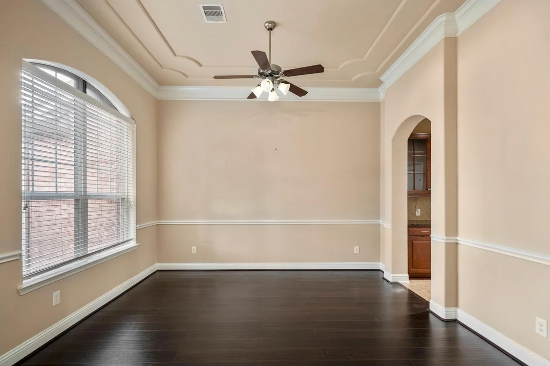 Photo of 18010 Sheldon Pines