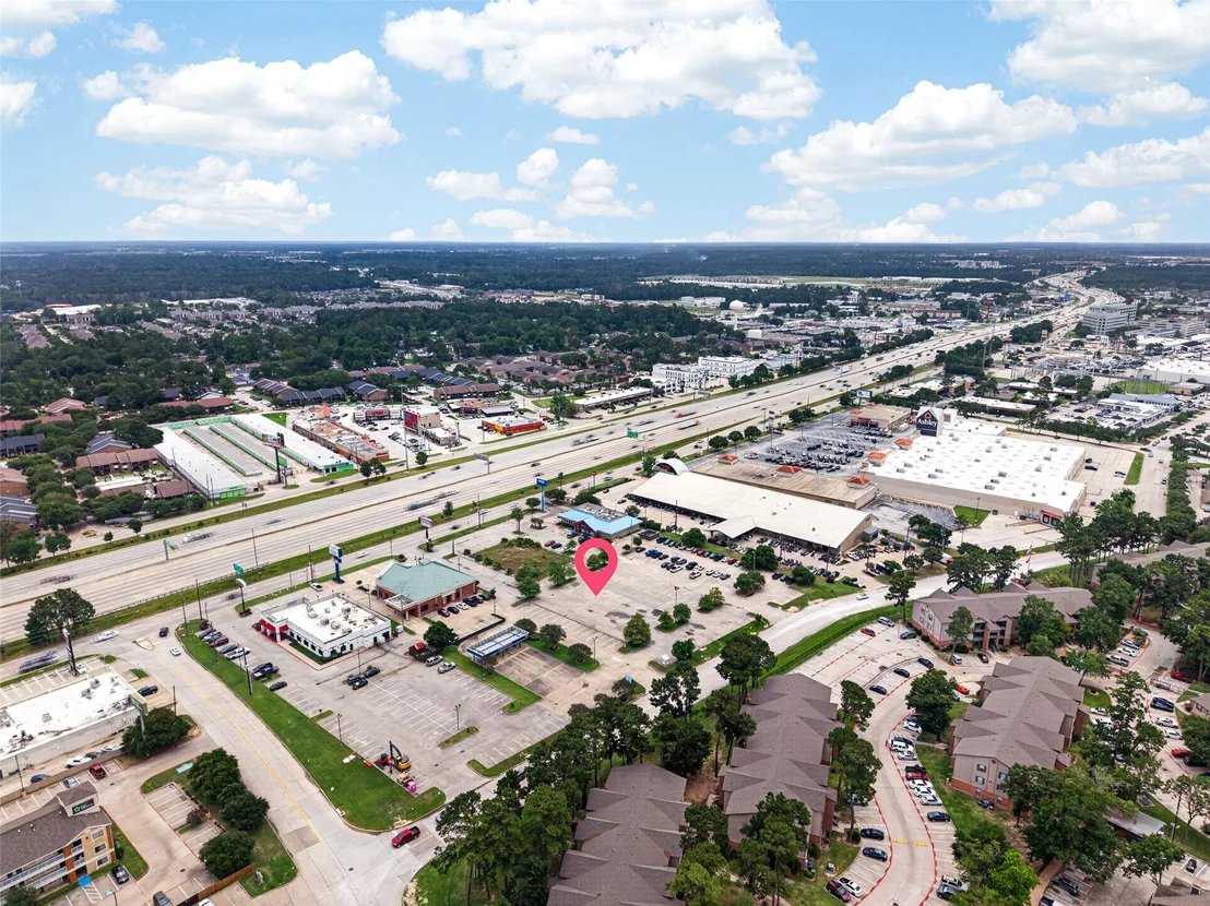 Photo of 25657 Interstate 45