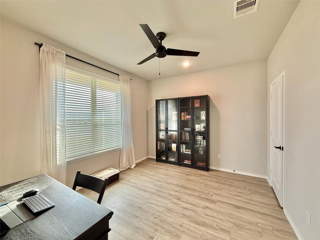 Photo of 13051 Clearview Drive