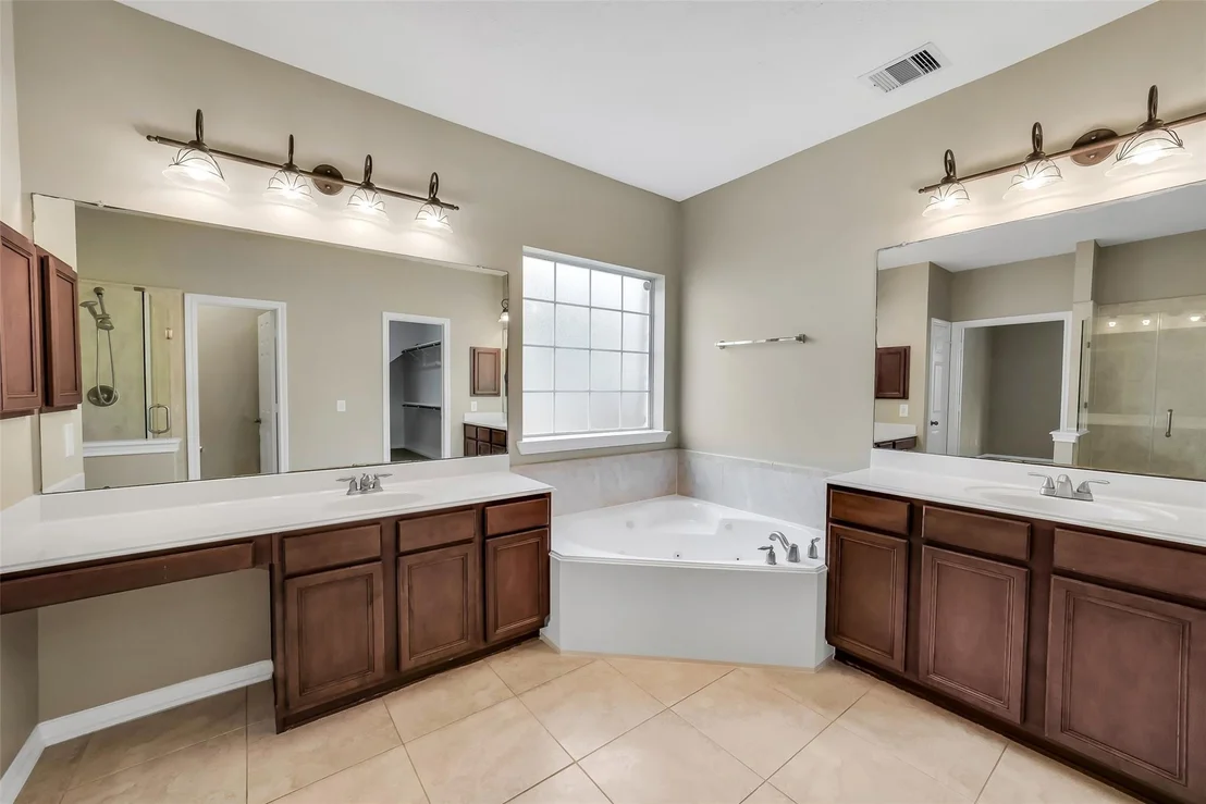 Photo of 25911 Shady Dawn Lane