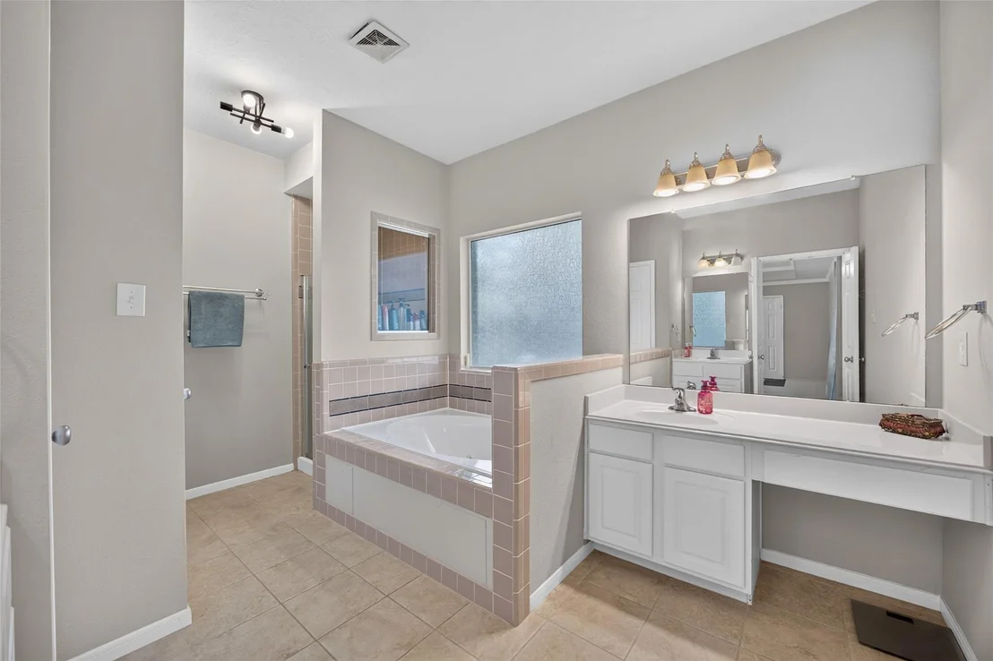 Photo of 2410 Falcon Knoll Lane