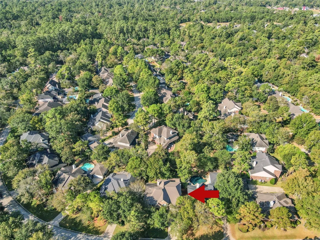 Photo of 143 S Goldenvine Circle