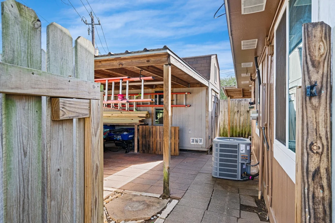 Photo of 1804 Spruce Drive