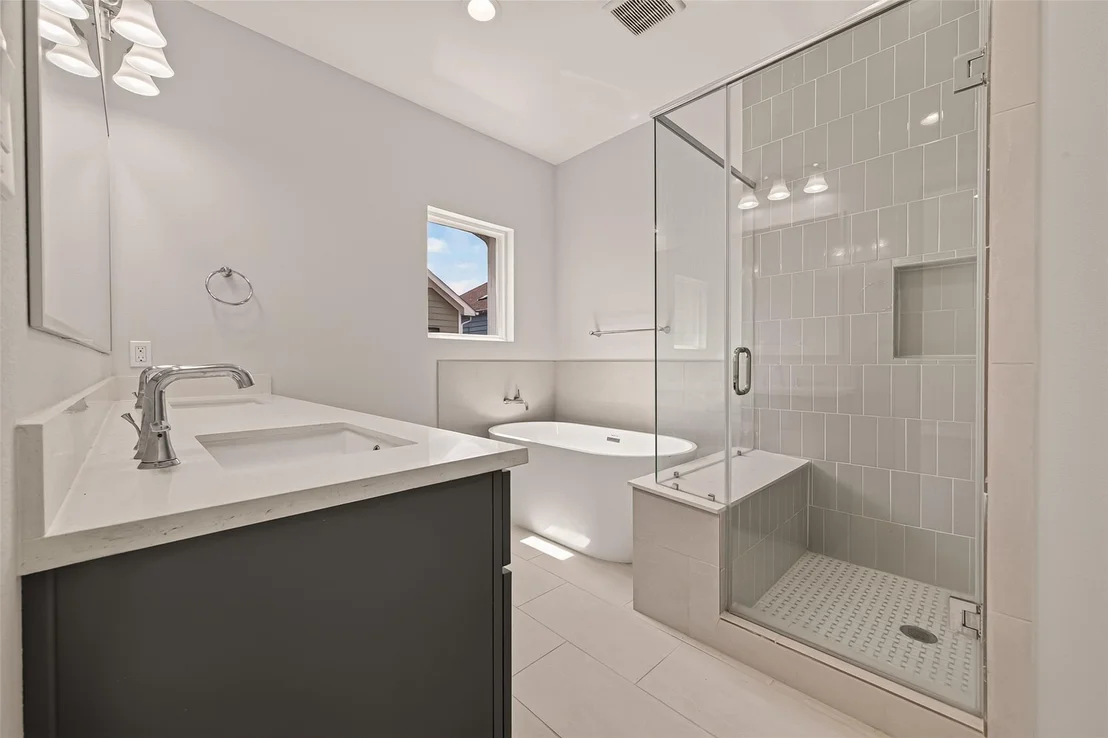 Photo of 3350 Pinemont Drive