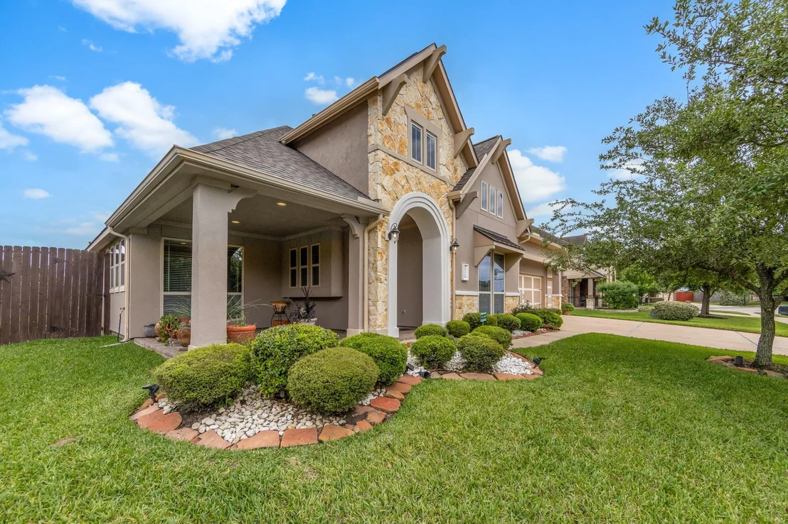 Photo of 19310 Sanctuary Rosebud Lane