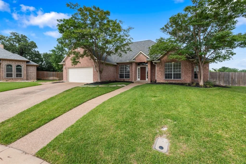 Photo of 2100 Williams Glen Drive
