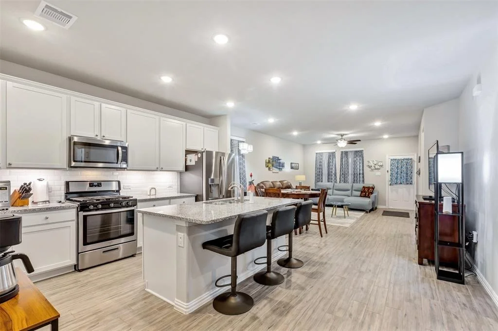Photo of 31414 Conover Drive