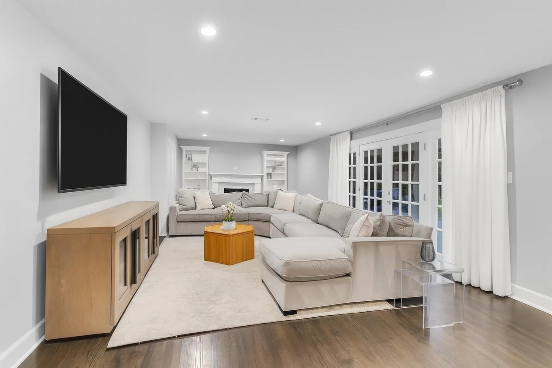 Photo of 10635 N Evers Park Park