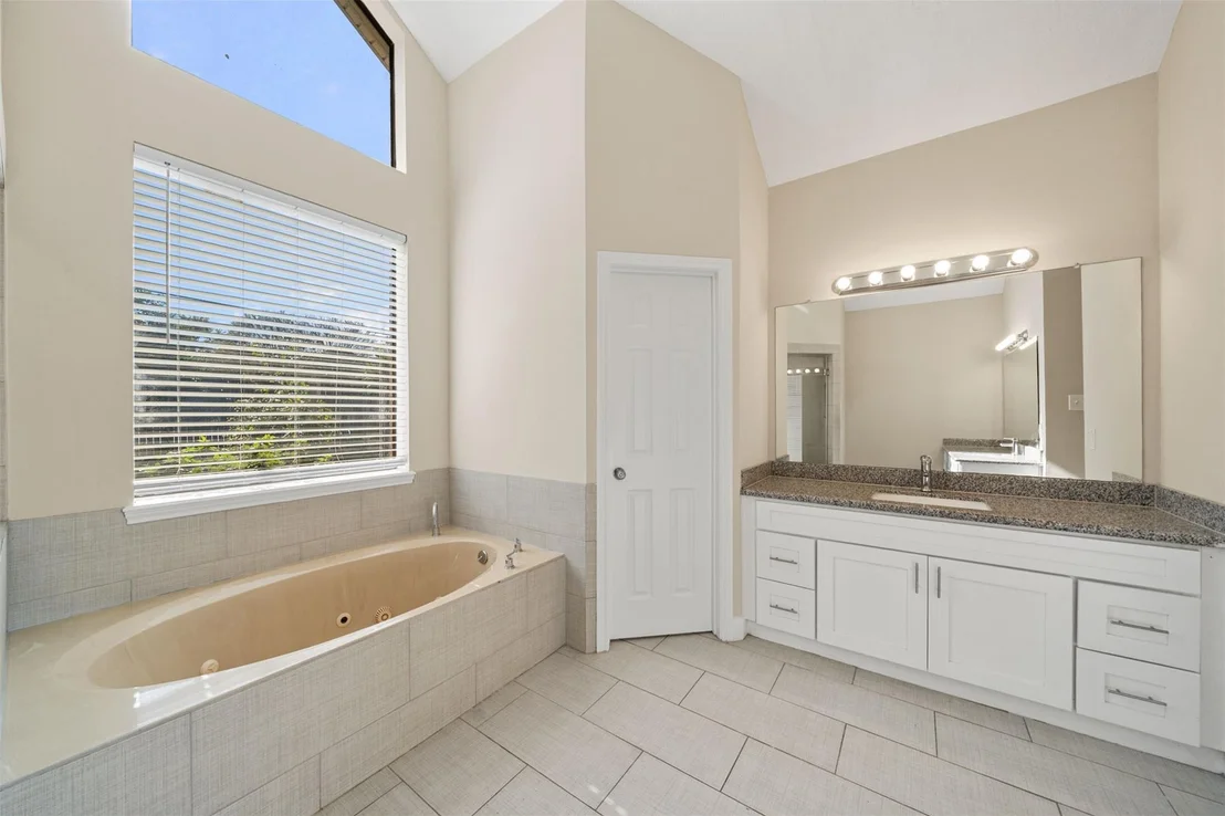 Photo of 14823 Walbrook Drive