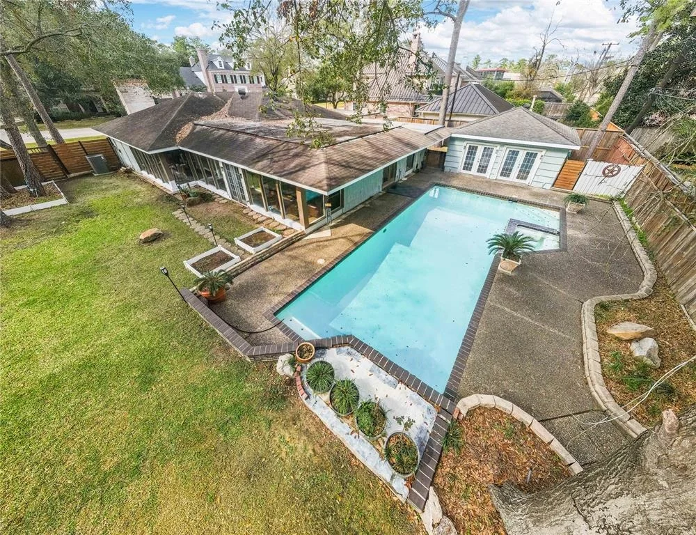Photo of 246 Warrenton Drive