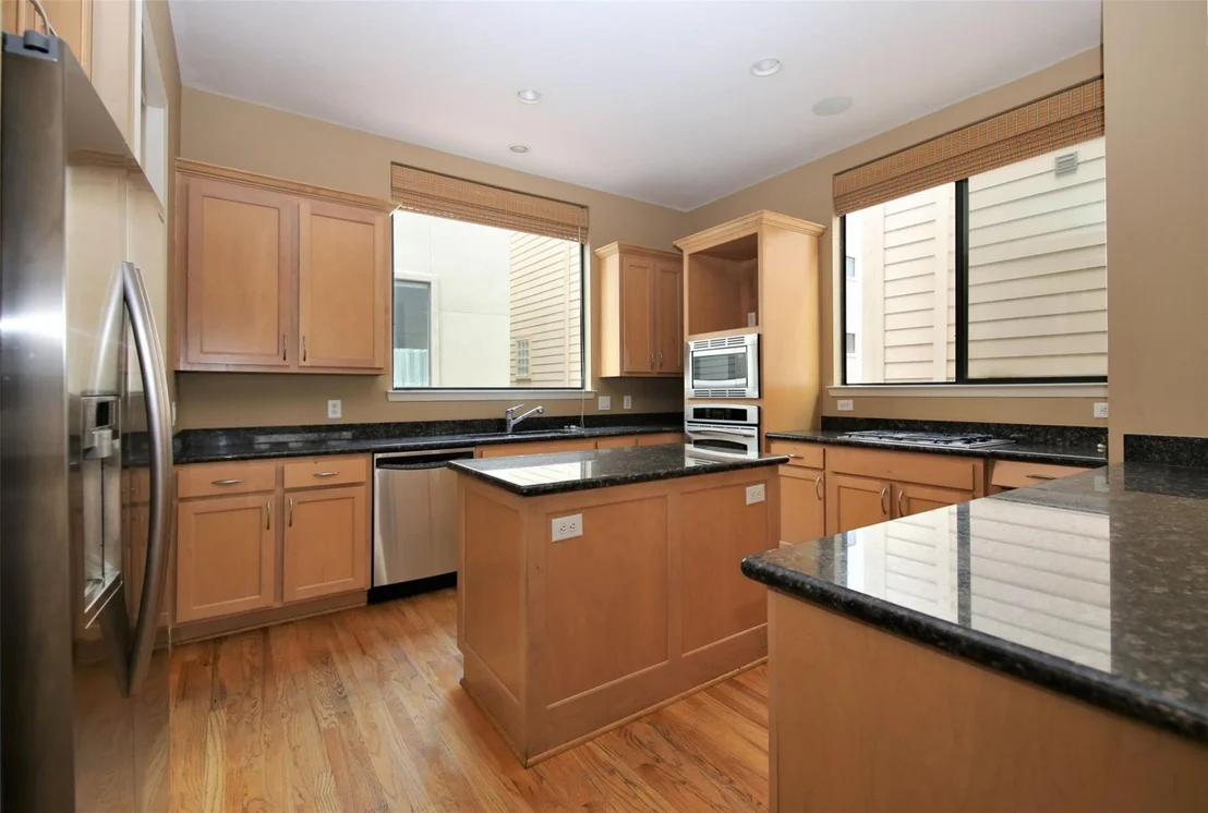 Photo of 723 Reinerman