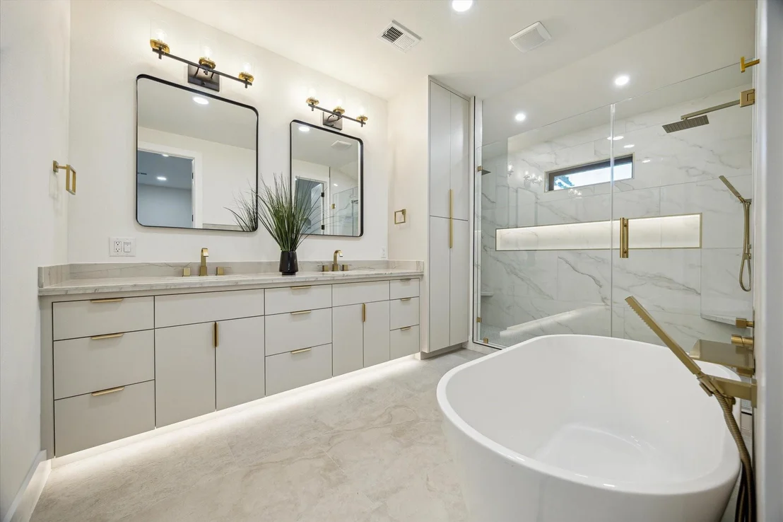 Photo of 1423 Mapleton Drive