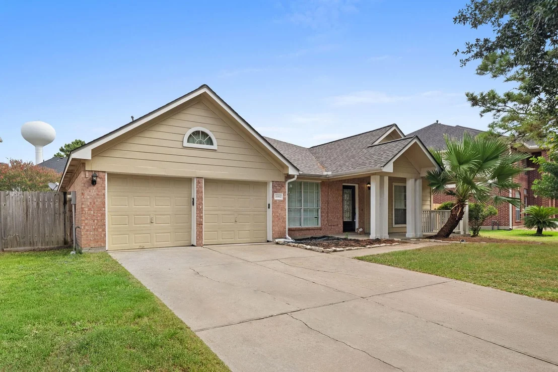 Photo of 10902 Trail Ridge Drive