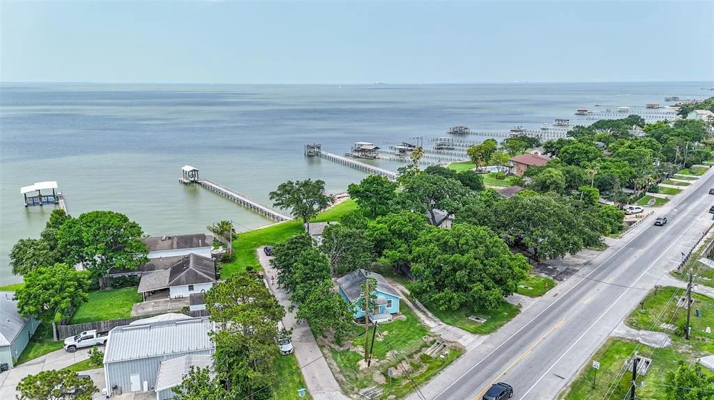 Photo of 4803 W Bayshore Drive