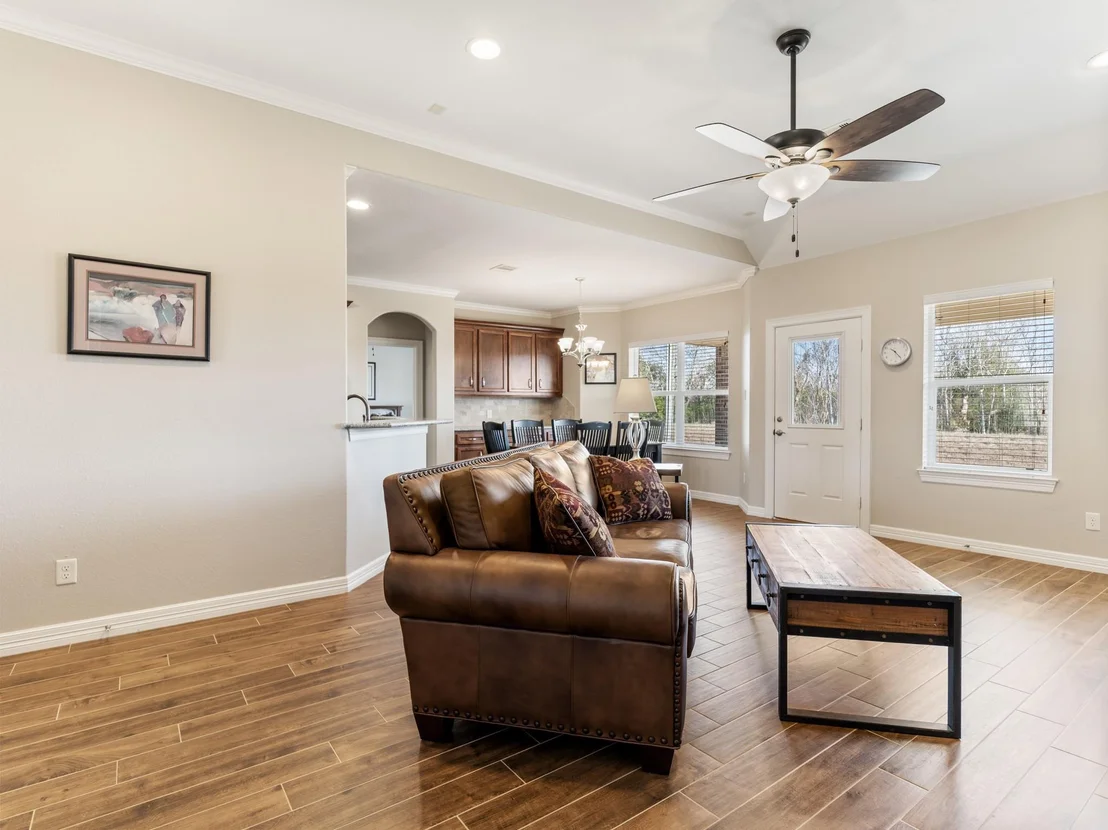 Photo of 9723 Highland Pointe Drive