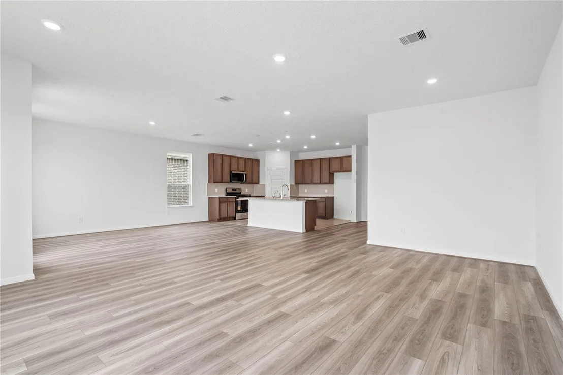 Photo of 18218 Spruce Cottage Drive