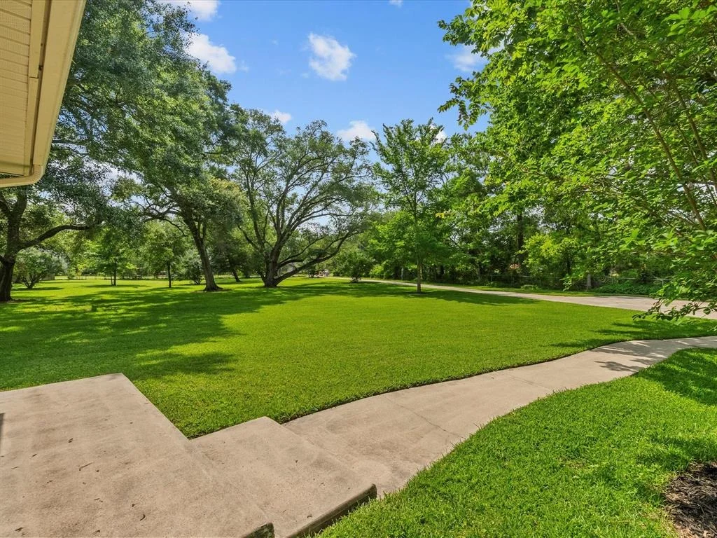 Photo of 5401 Palm Drive